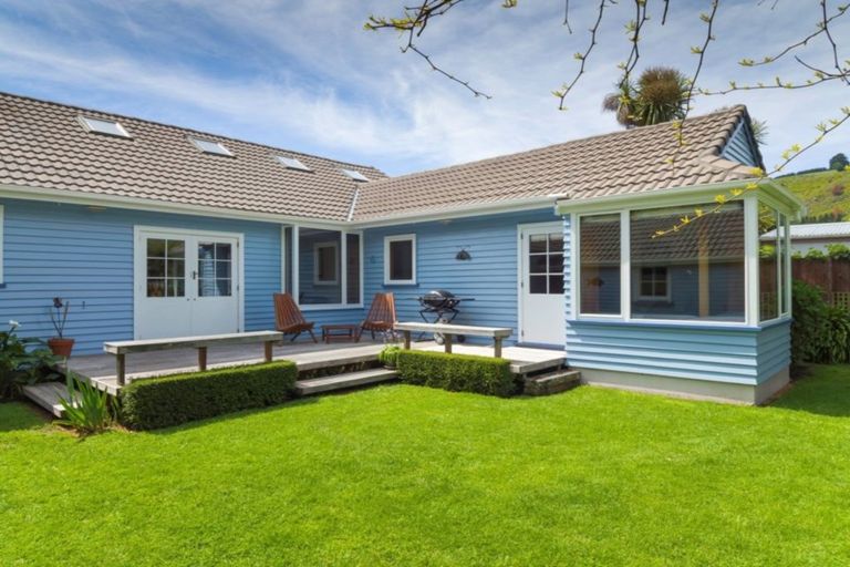 Photo of property in 6 Campbell Street, Sumner, Christchurch, 8081