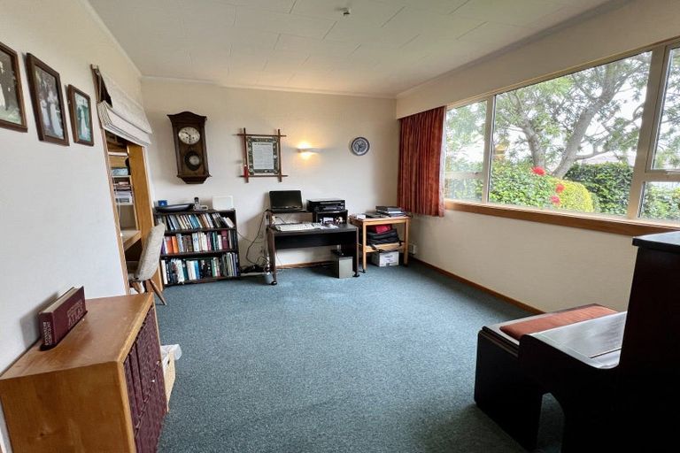 Photo of property in 57 Mcquarrie Street, Kingswell, Invercargill, 9812