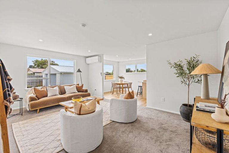 Photo of property in 452a Bower Avenue, Parklands, Christchurch, 8083