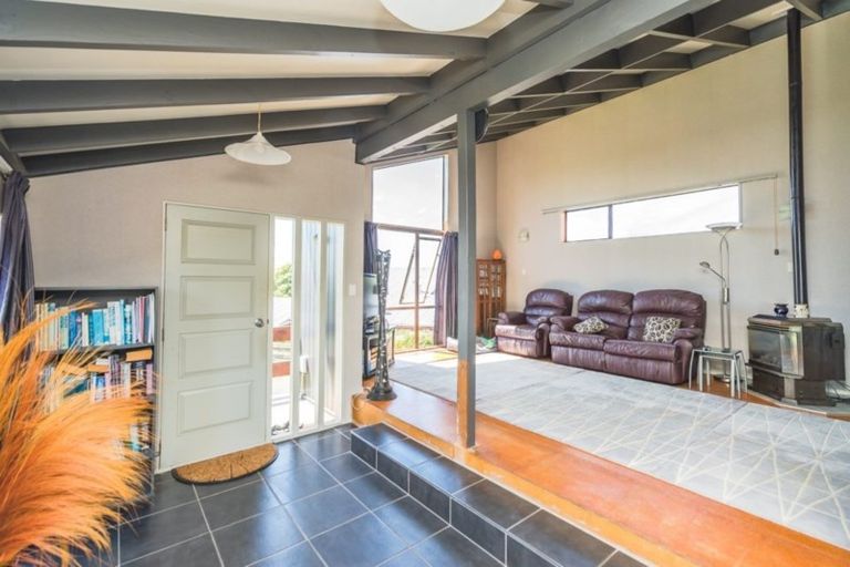 Photo of property in 16 Monowai Place, Westbrook, Palmerston North, 4412