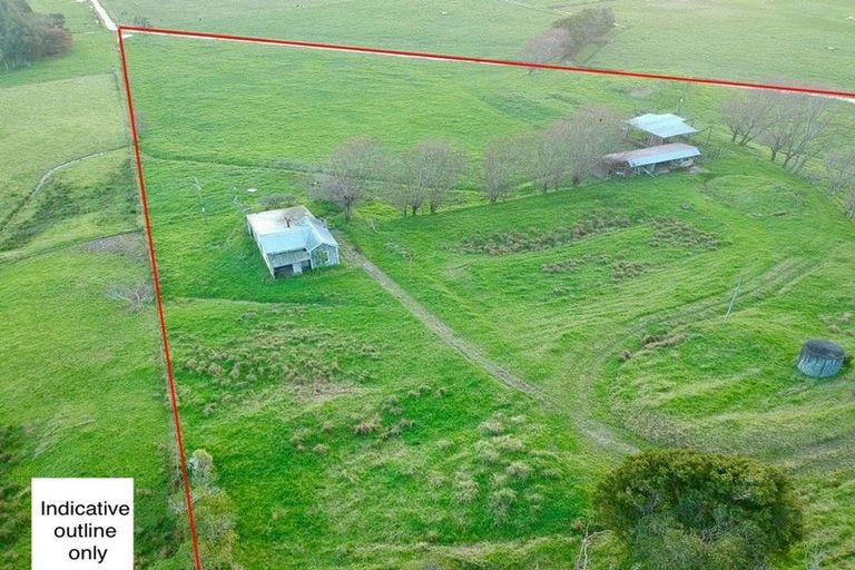 Photo of property in 413 Waihue Road, Dargaville, 0372
