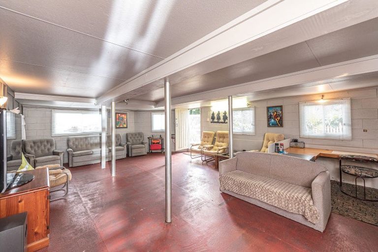 Photo of property in 17 Portal Street, Durie Hill, Whanganui, 4500