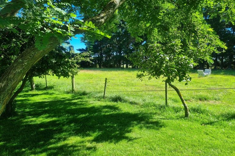 Photo of property in 42 Leeston Lake Road, Leeston, 7632