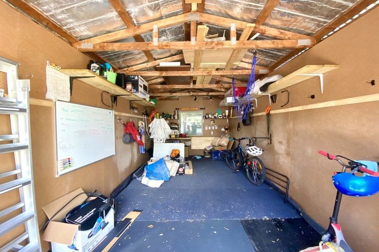 Photo of property in 122 California Drive, Totara Park, Upper Hutt, 5018