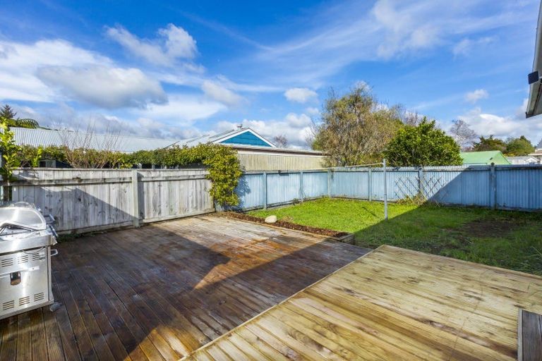 Photo of property in 1 Wyoming Grove, Totara Park, Upper Hutt, 5018