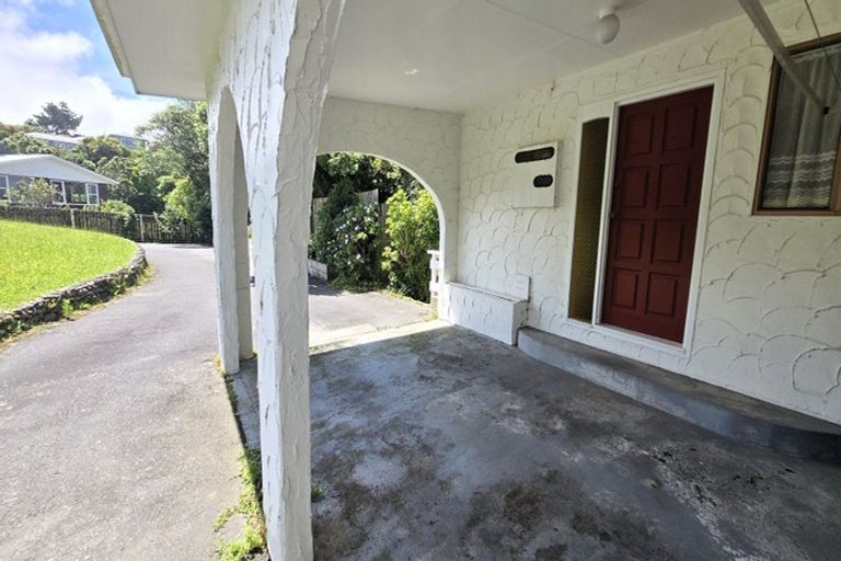 Photo of property in 16a Wilson Grove, Normandale, Lower Hutt, 5010