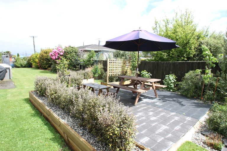 Photo of property in 12 Esk Place, Mosgiel, 9024