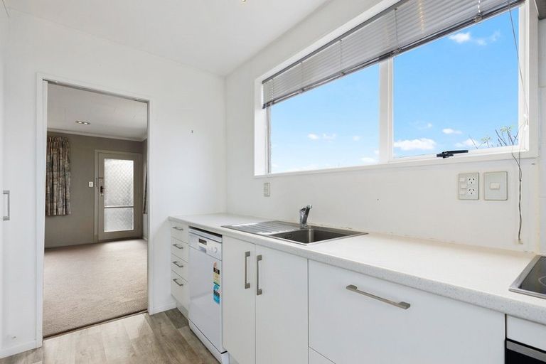 Photo of property in 1/5 Division Street, Riccarton, Christchurch, 8041