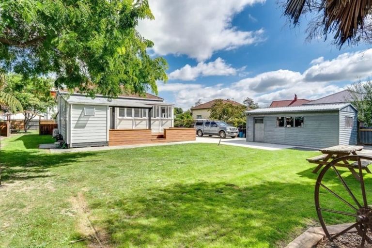 Photo of property in 303 Frederick Street, Mahora, Hastings, 4120