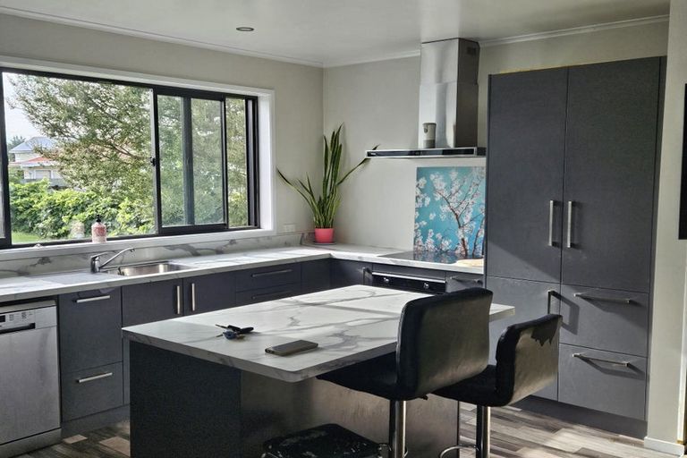 Photo of property in 34 Thyra Street, Dannevirke, 4930