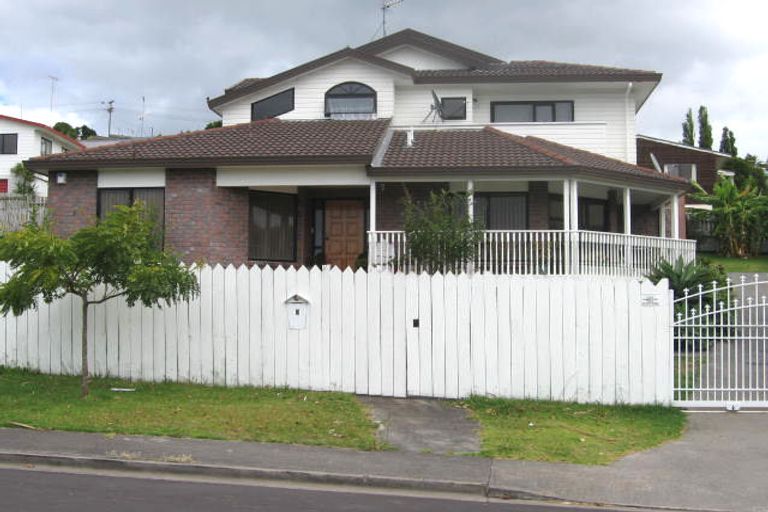 Photo of property in 3 Romulus Place, Totara Vale, Auckland, 0629