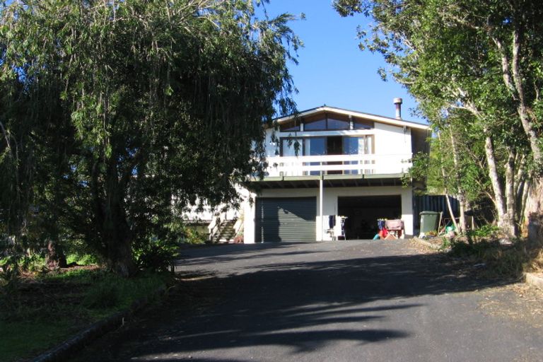 Photo of property in 27 Yorke Road, Haruru, 0204