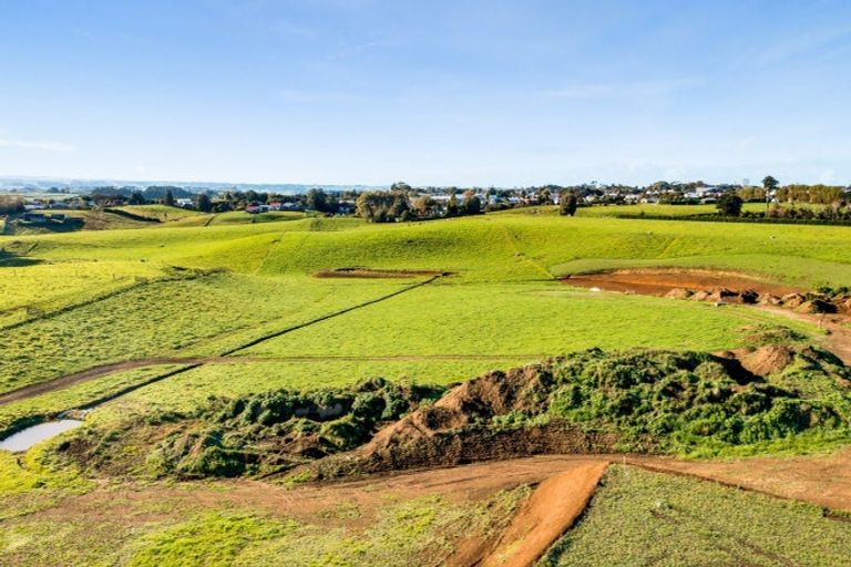 Photo of property in 74 Turuturu Road, Hawera, 4674