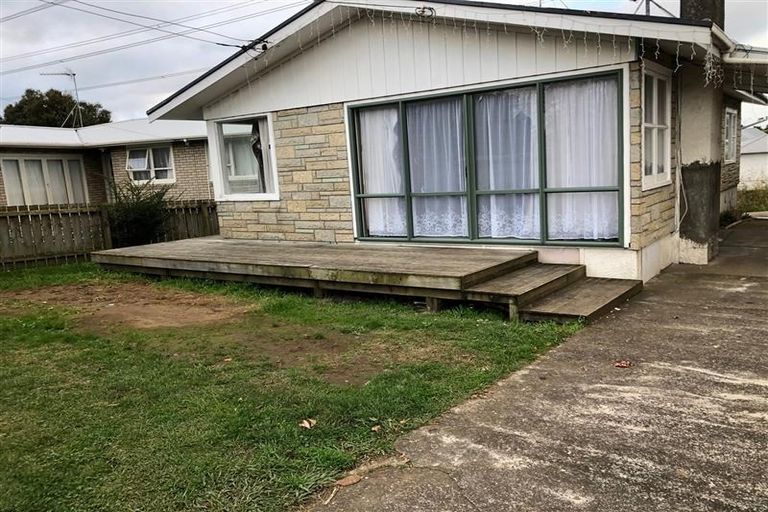 Photo of property in 92 Clayton Avenue, Otara, Auckland, 2023