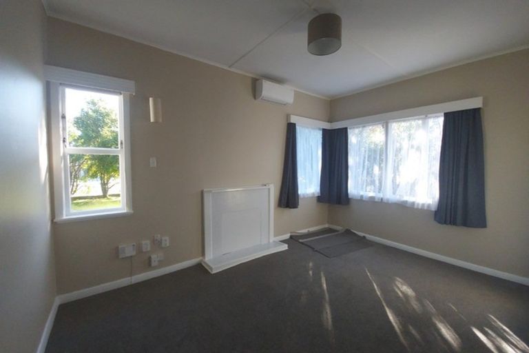 Photo of property in 4/120 Waiwhetu Road, Waterloo, Lower Hutt, 5011