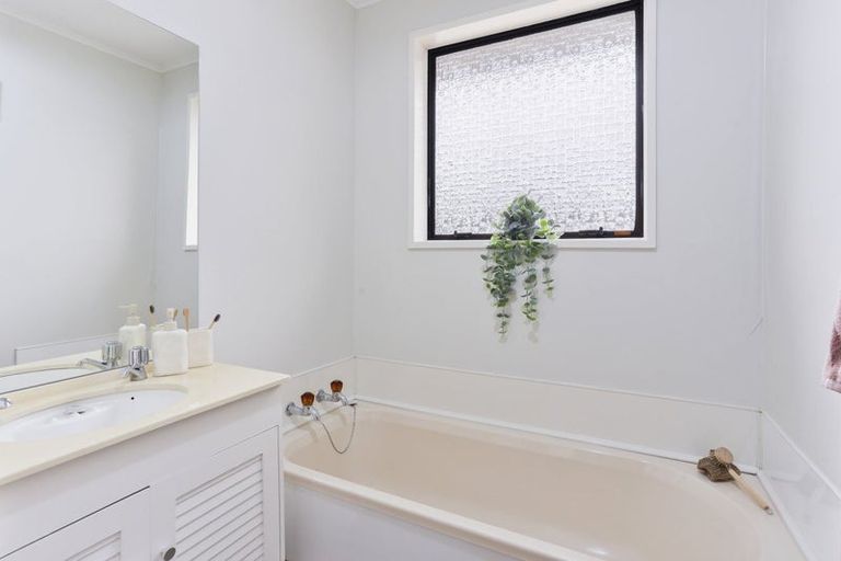 Photo of property in 29 Sefton Street, Belfast, Christchurch, 8051