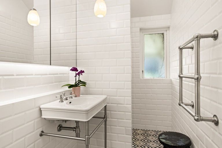 Photo of property in 15 Muritai Crescent, Havelock North, 4130