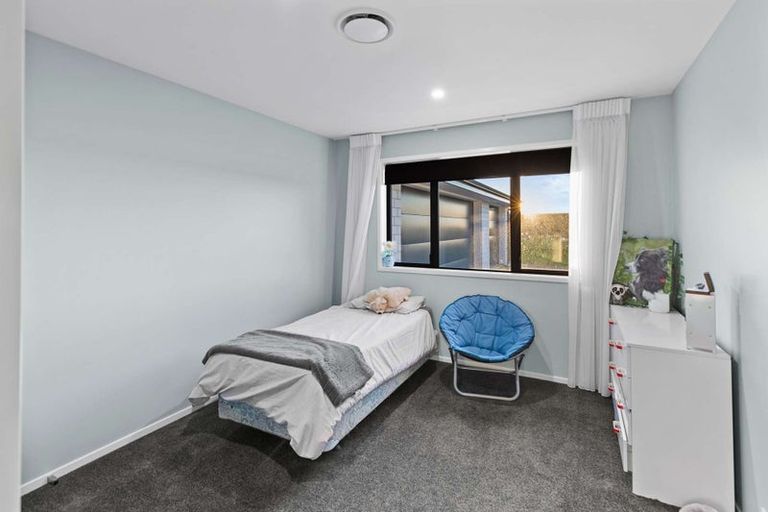 Photo of property in 28 Oriwa Lane, Levin, 5571