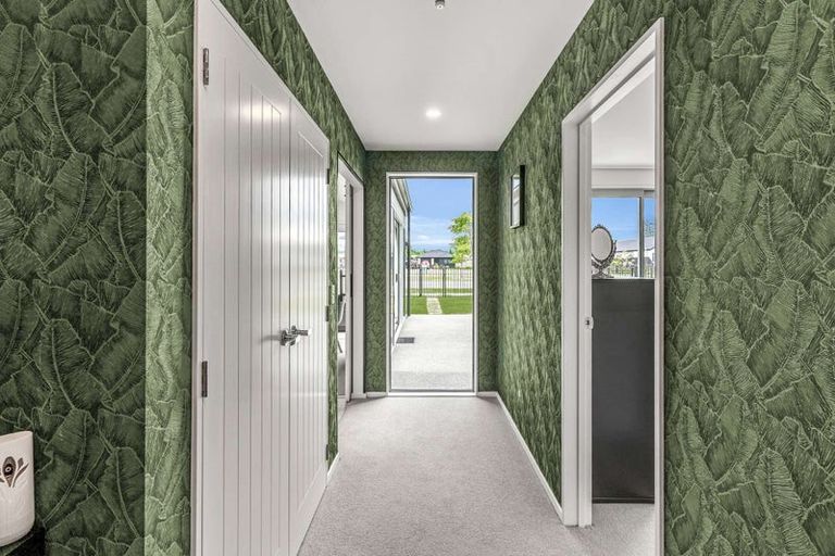 Photo of property in 8 John Raven Lane, Woodend, 7610