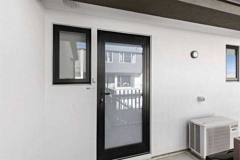 Photo of property in 2/445 Barbadoes Street, Edgeware, Christchurch, 8013