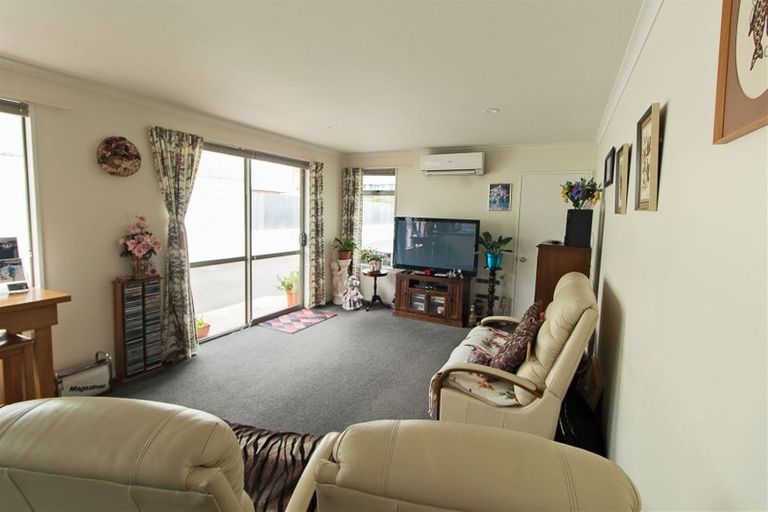 Photo of property in 2/92 Arthur Street, Seaview, Timaru, 7910