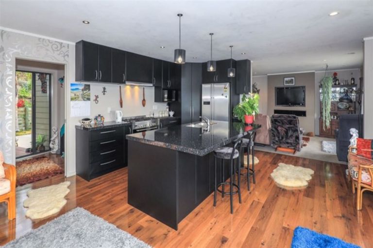 Photo of property in 161 Kimihia Road, Huntly, 3771