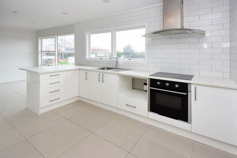 Photo of property in 20 Cape Road, Mangere, Auckland, 2022