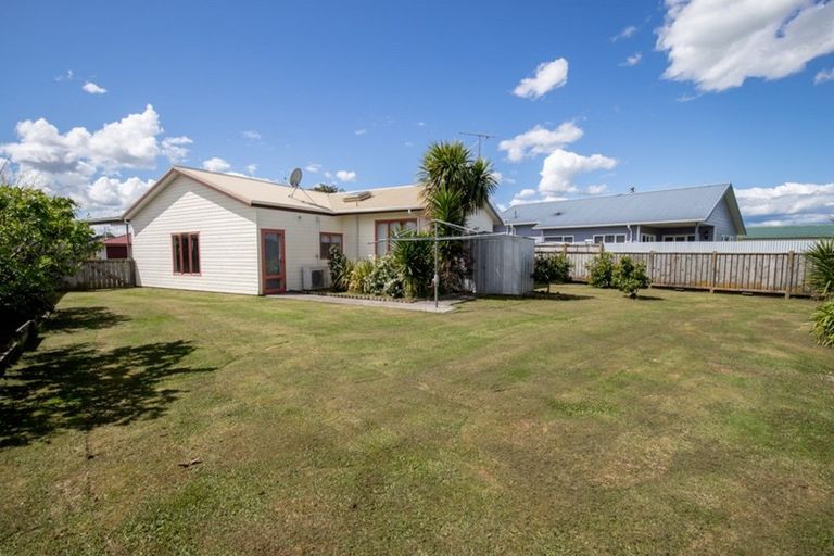 Photo of property in 50 Darlington Street, Ngatea, 3503