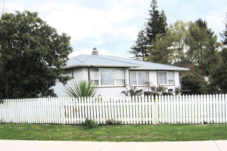 Photo of property in 71 Martin Street, Utuhina, Rotorua, 3015