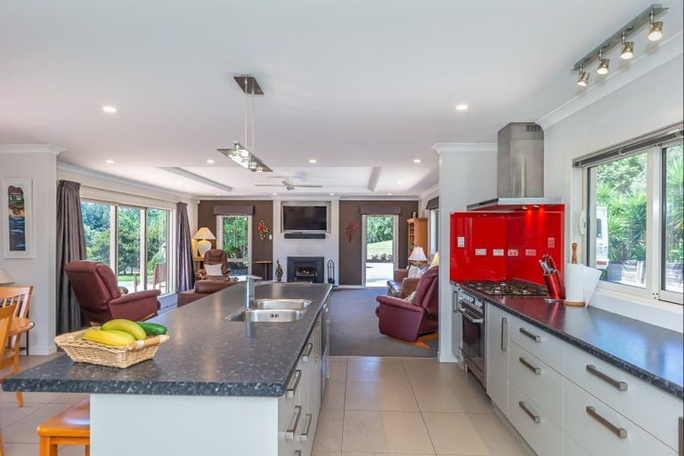 Photo of property in 14 Twin Peaks Grove, Koputaroa, Levin, 5575