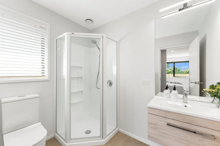 Photo of property in 3 Te Rehutai Rise, Welcome Bay, 3112