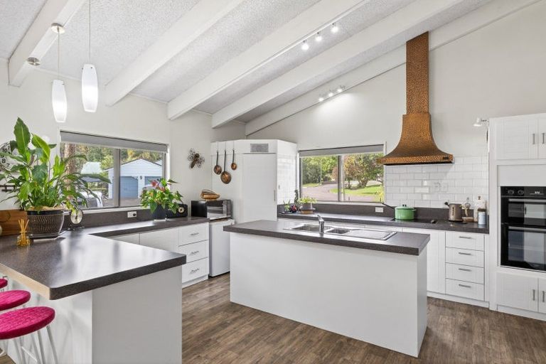 Photo of property in 2 Magnolia Street, Outer Kaiti, Gisborne, 4010