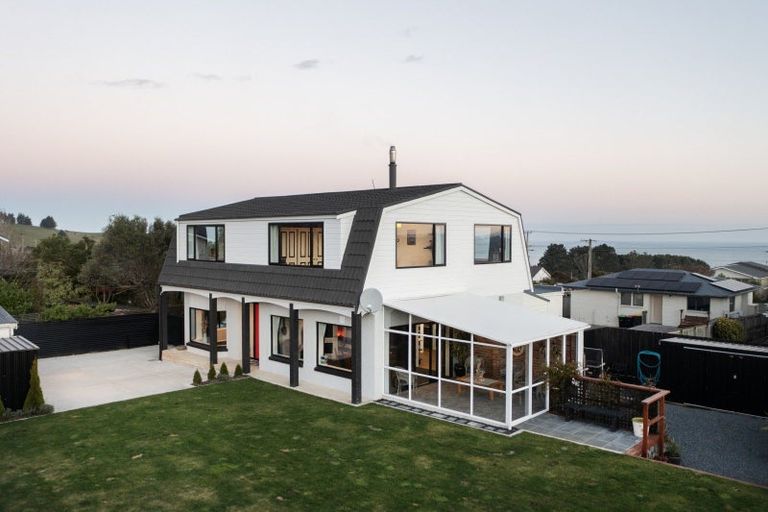 Photo of property in 37 Mckerrow Street, Shiel Hill, Dunedin, 9013