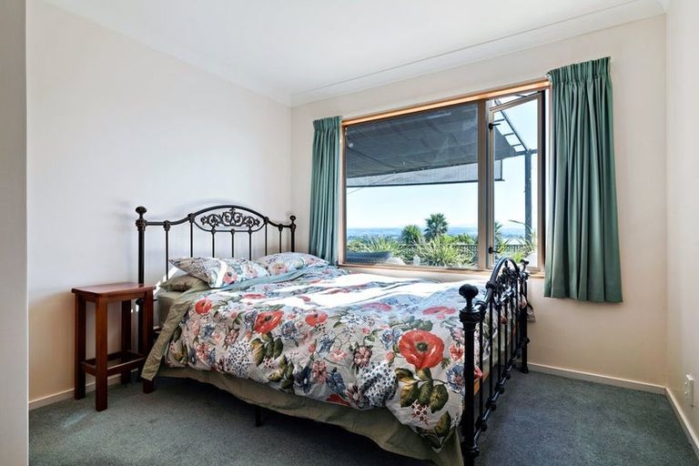 Photo of property in 18 Clairmont Heights, Stoke, Nelson, 7011