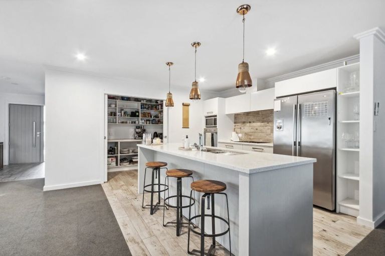 Photo of property in 19 Northbrook Glen, Flagstaff, Hamilton, 3210