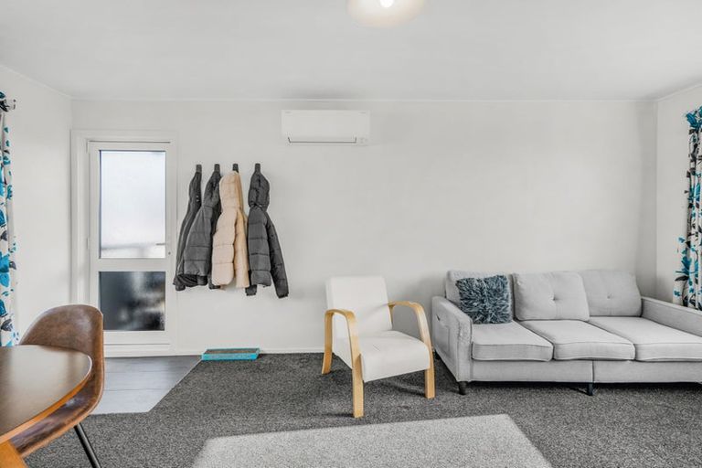 Photo of property in 40a Leighton Avenue, Waiwhetu, Lower Hutt, 5010