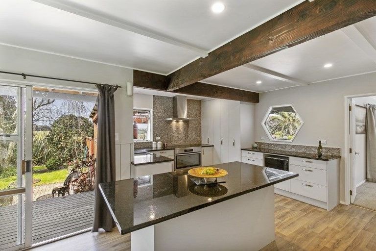 Photo of property in 96 Hatton Road, Awhitu, Waiuku, 2684