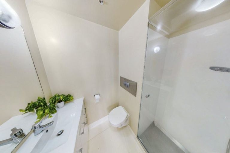 Photo of property in 1/43 Mulgrave Street, Thorndon, Wellington, 6011