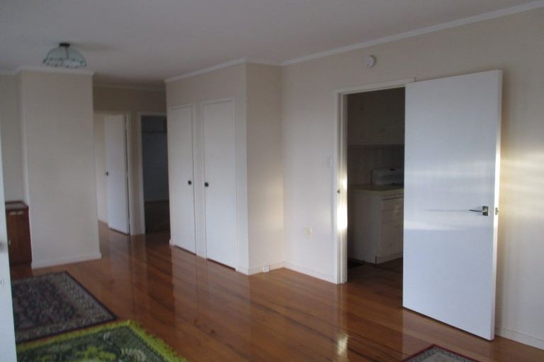 Photo of property in 39 Sale Street, Cockle Bay, Auckland, 2014