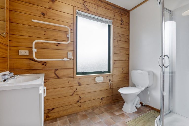 Photo of property in 44 Taihiki Road, Clarks Beach, 2122