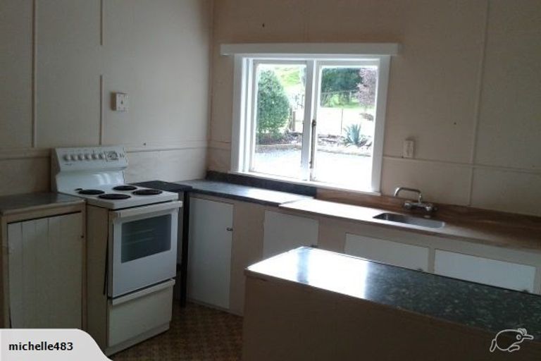 Photo of property in 215 Stock Road, Golden Downs, Wakefield, 7095