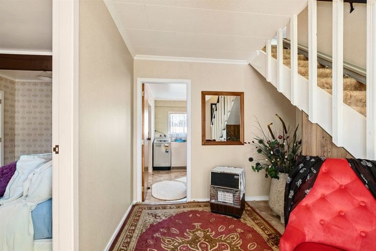 Photo of property in 1/6 Princess Street, Waitara, 4320