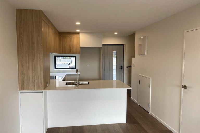 Photo of property in 51 Jabuka Street, Glen Eden, Auckland, 0602