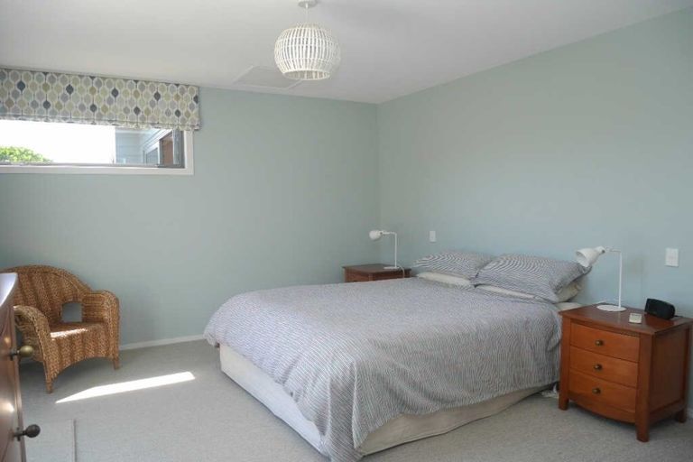 Photo of property in 22 Rauparaha Street, Waikanae Beach, Waikanae, 5036