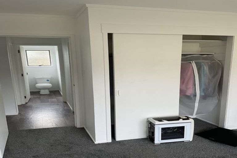 Photo of property in 1/5 Merriefield Avenue, Forrest Hill, Auckland, 0620