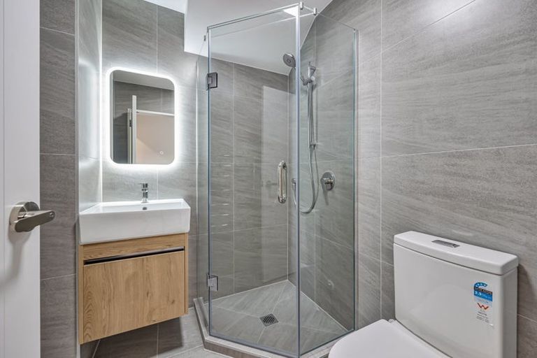 Photo of property in 9/345 Pakuranga Road, Pakuranga Heights, Auckland, 2010