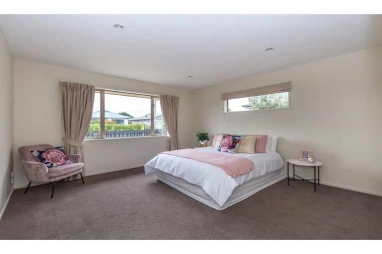 Photo of property in 24 Cooke Street, Somerfield, Christchurch, 8024
