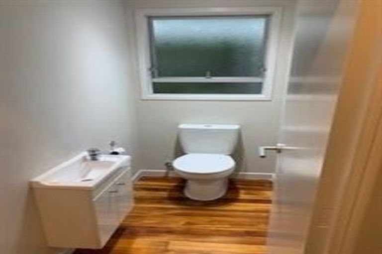 Photo of property in 1/43 Hart Road, Hauraki, Auckland, 0622