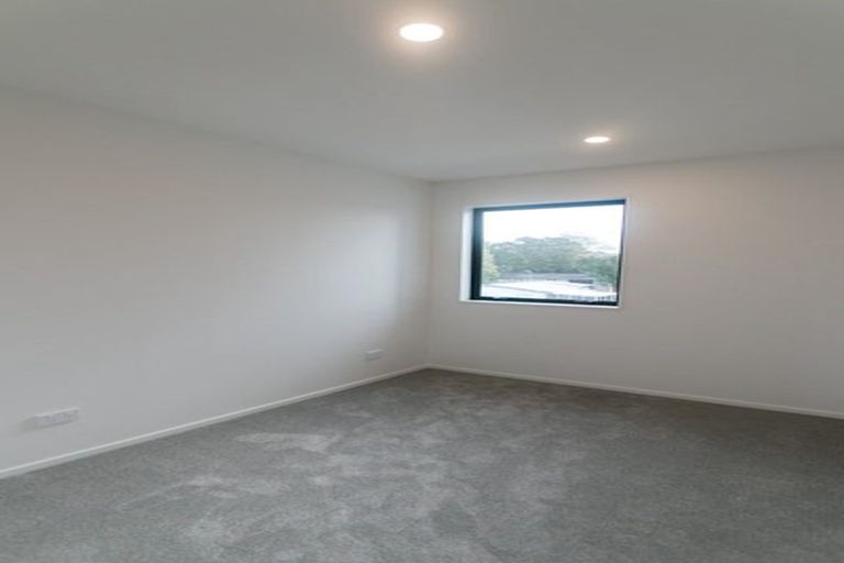 Photo of property in 9/27 Glenorchy Street, Glen Eden, Auckland, 0602