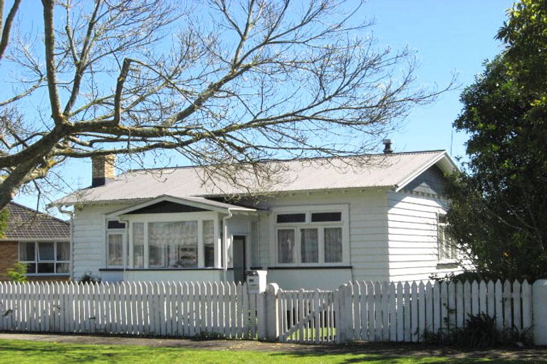 Photo of property in 10 Mary Street, Huntly, 3700